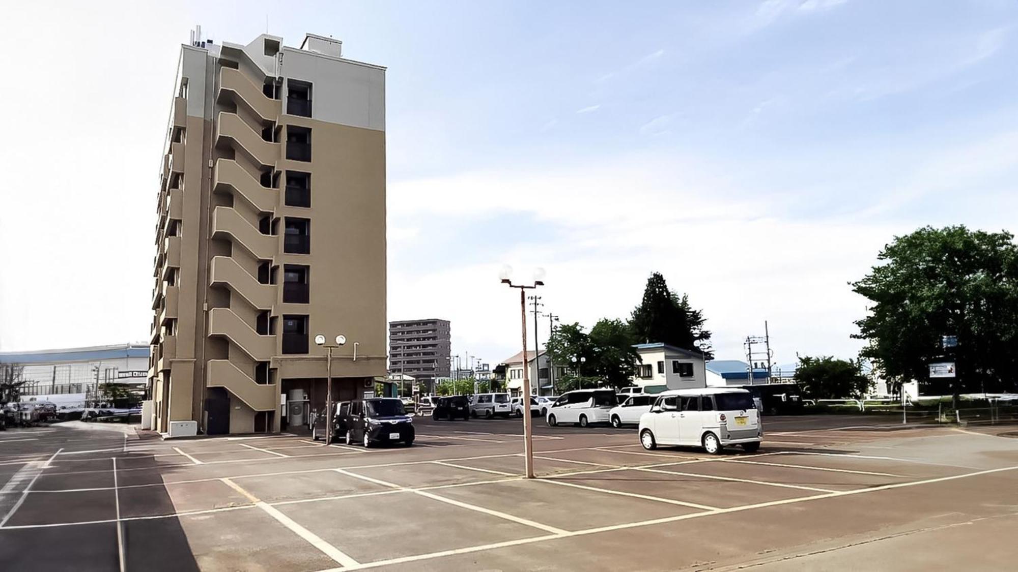 Toyoko Inn Yonezawa Ekimae Exterior foto